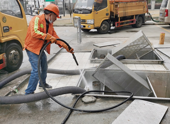 杨市办事处隔油池清理